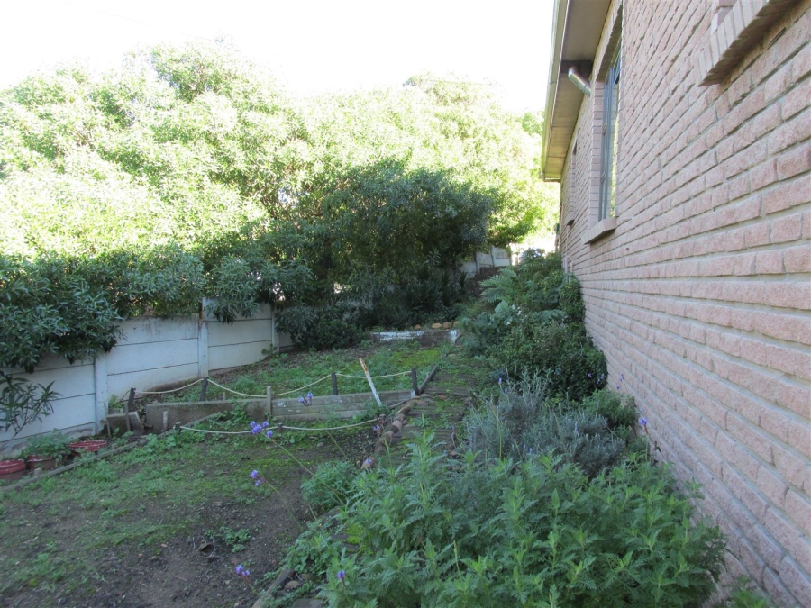 2 Bedroom Property for Sale in Stilbaai Wes Western Cape